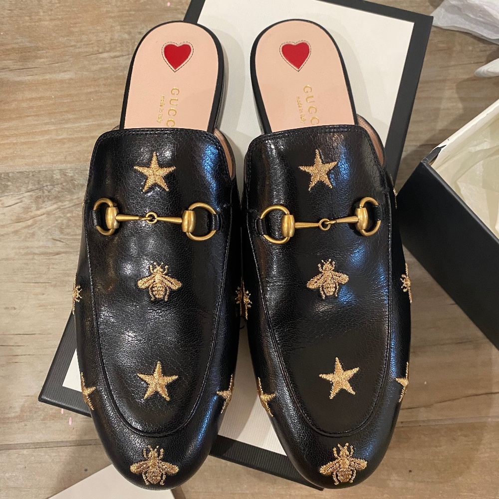 BRAND NEW Gucci Mules Size 41 European black with embroidered bees and stars.
